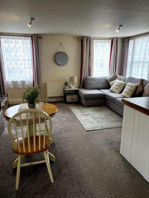 The Hideaway Holywell 1 Apartment Exterior foto